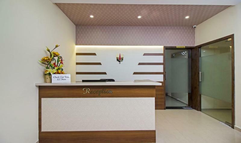 Ocean Suites Hotel Мумбаи Экстерьер фото